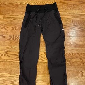 Lululemon dance studio pant (unlined)